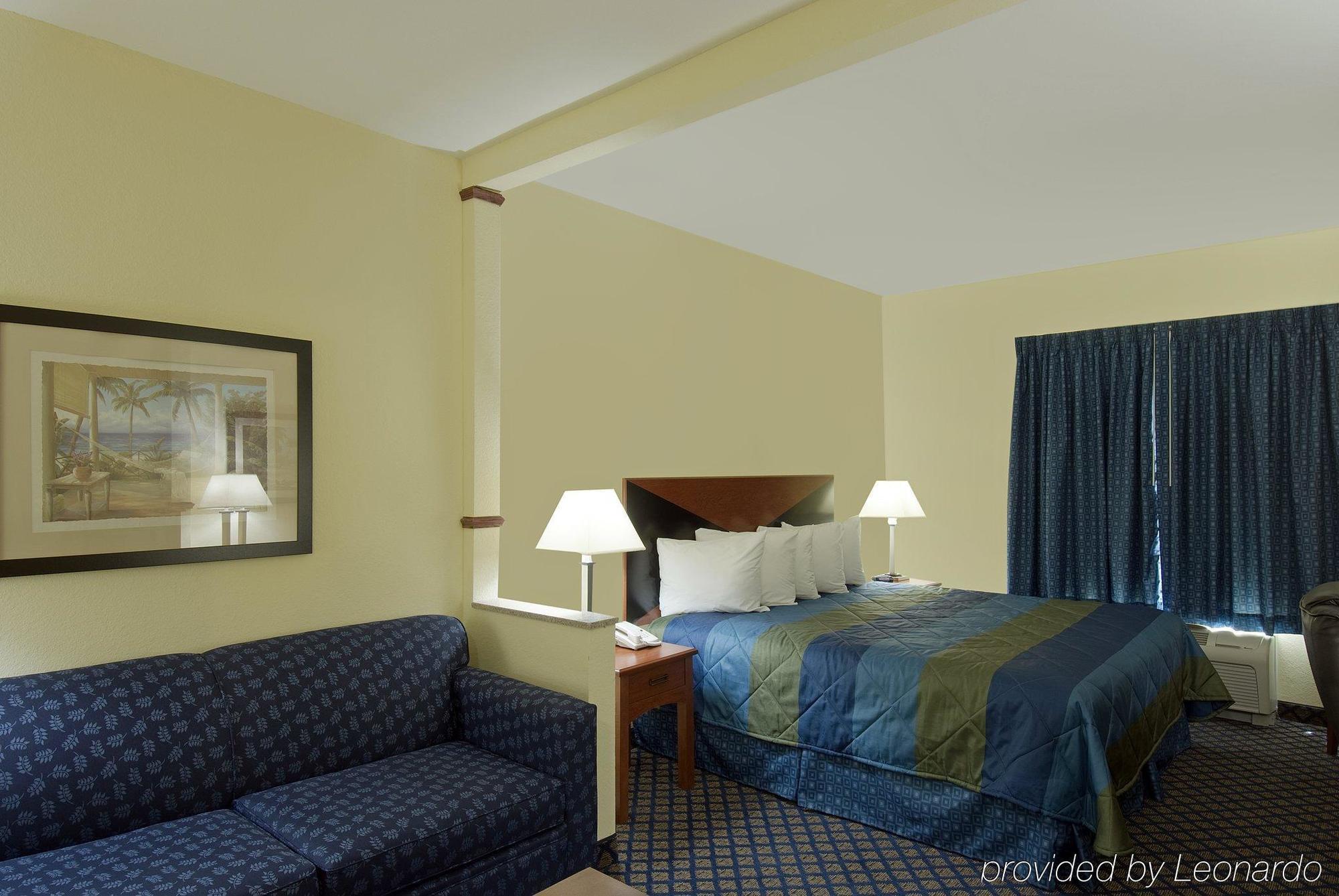 Sleep Inn & Suites University-Shands Gainesville Room photo