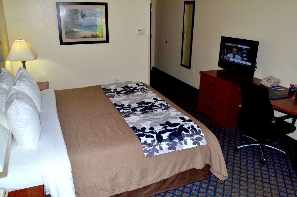 Sleep Inn & Suites University-Shands Gainesville Exterior photo