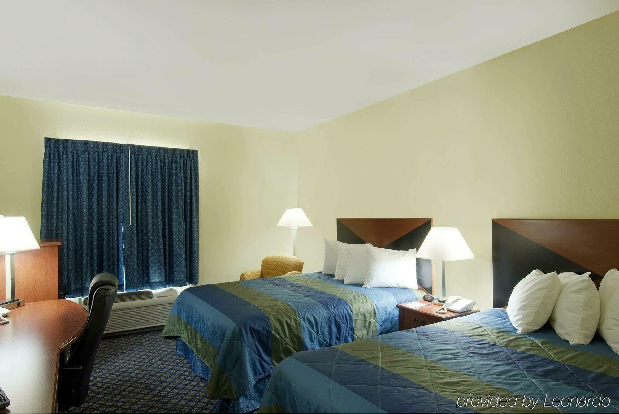 Sleep Inn & Suites University-Shands Gainesville Room photo